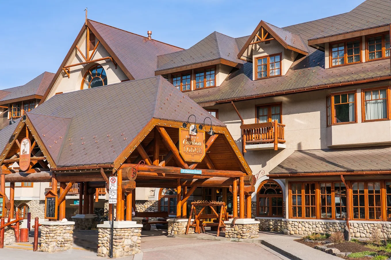 Banff Caribou Lodge & Spa entrance, Banff Avenue